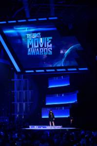    22-     MTV Movie Awards 2013  () - 201 ...
